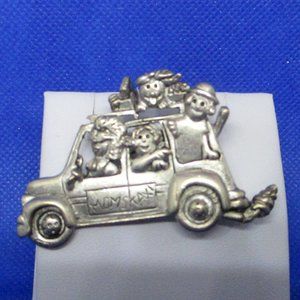 Dancraft Moms Taxi Brooch Pewter Tone Dancraft People Brooch Children & Mom